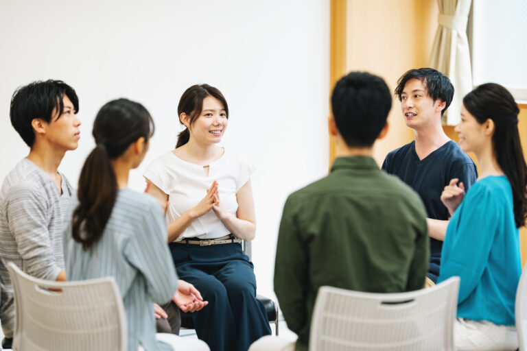 ショッピングモールのテナントの従業員満足度調査(ES調査)の実施